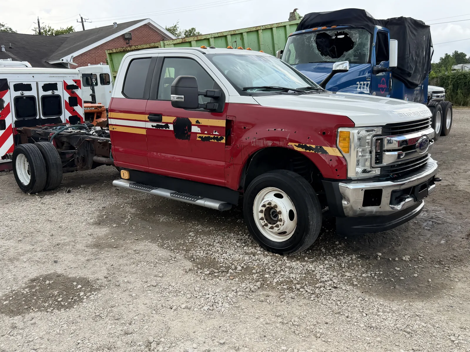 2017 Ford F-550 SuperCab Bare Cab/Chassis, unit F550-1264 — photo 2